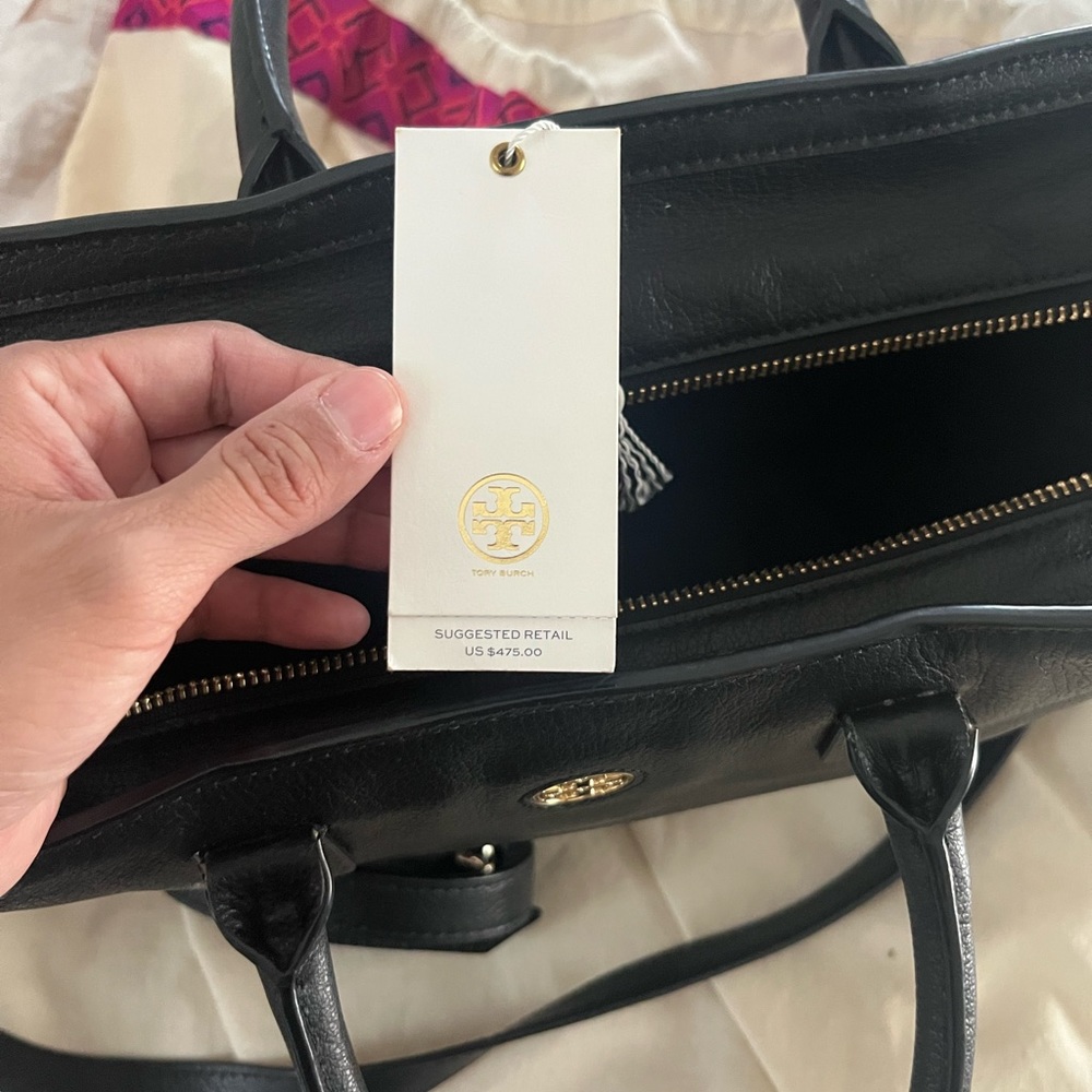 Tory Burch medium size handbag - Picture 5 of 7